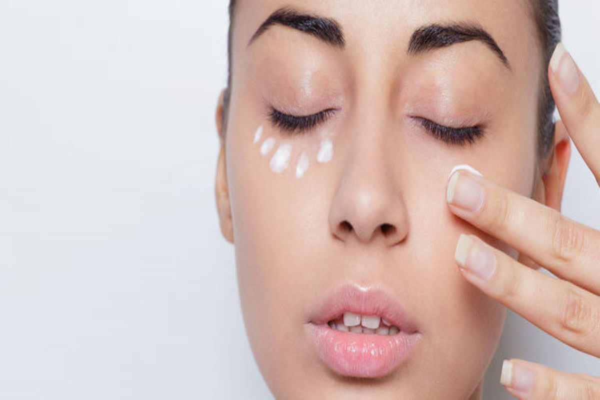 Eye Cream Write for Us—Share Your Skincare Expertise