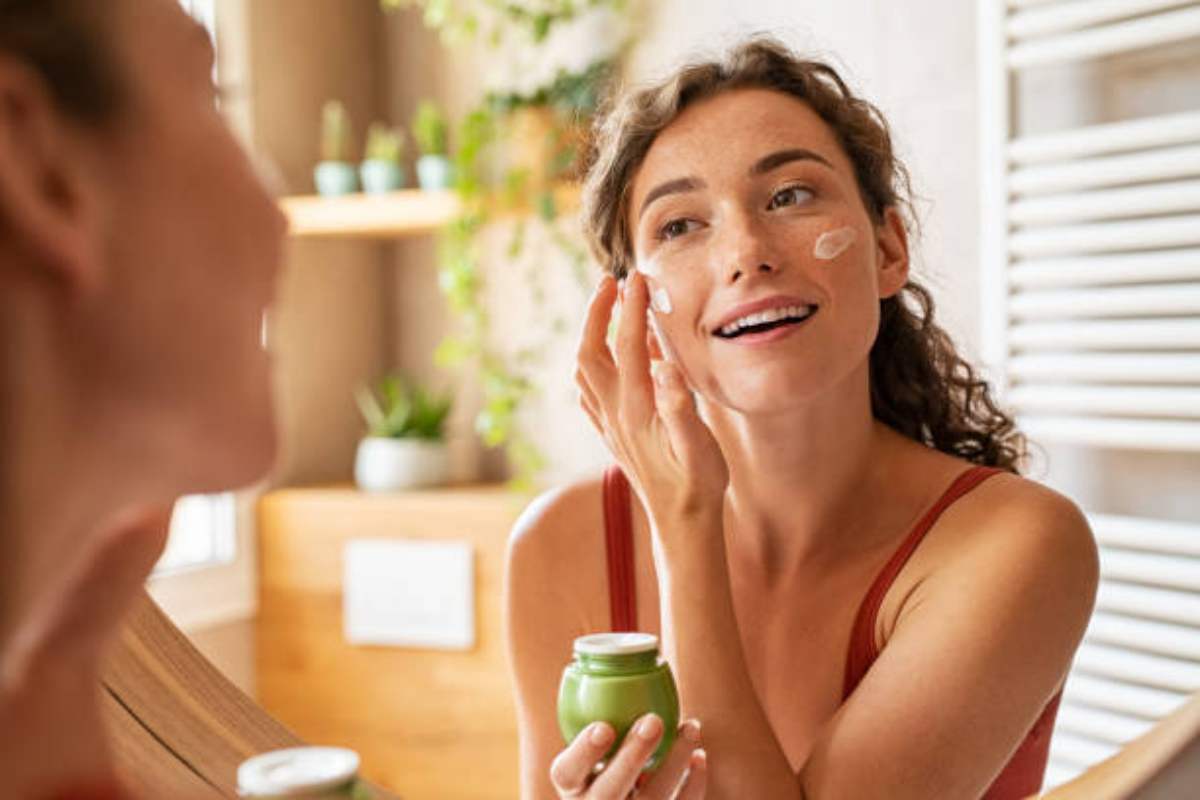 Skincare Routine Write for Us – Contribute to The Universal Charm
